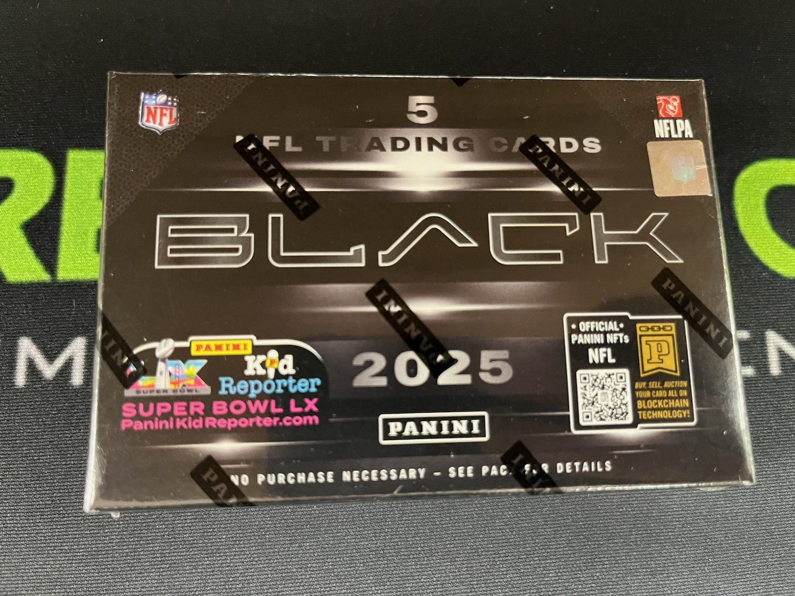 2025 Panini Black Football Hobby Box